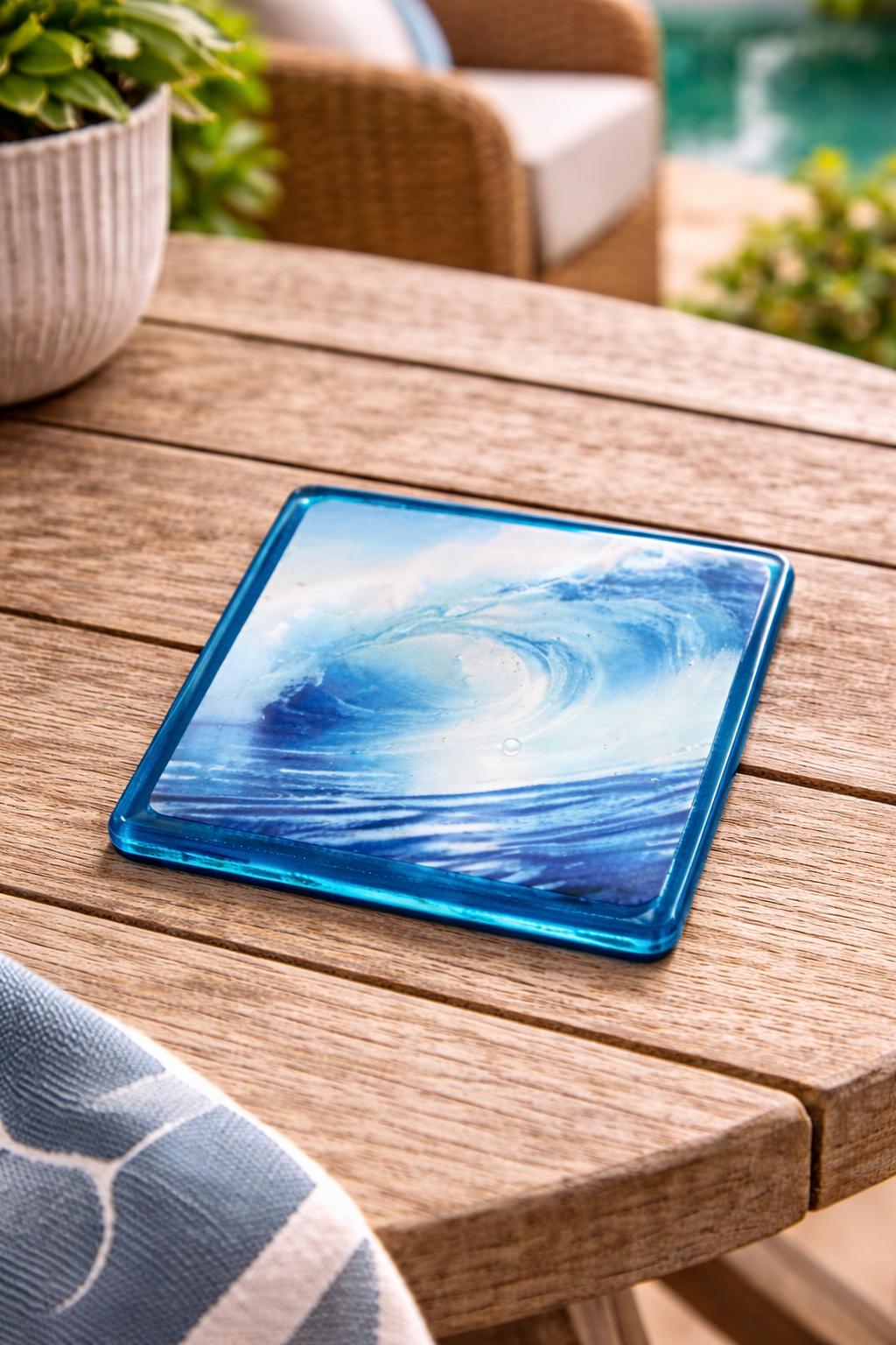Ocean Wave Resin Coaster – Handcrafted Coastal Drink Coaster